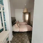 Hospejade Cerca De La Feria بيت للعطل *